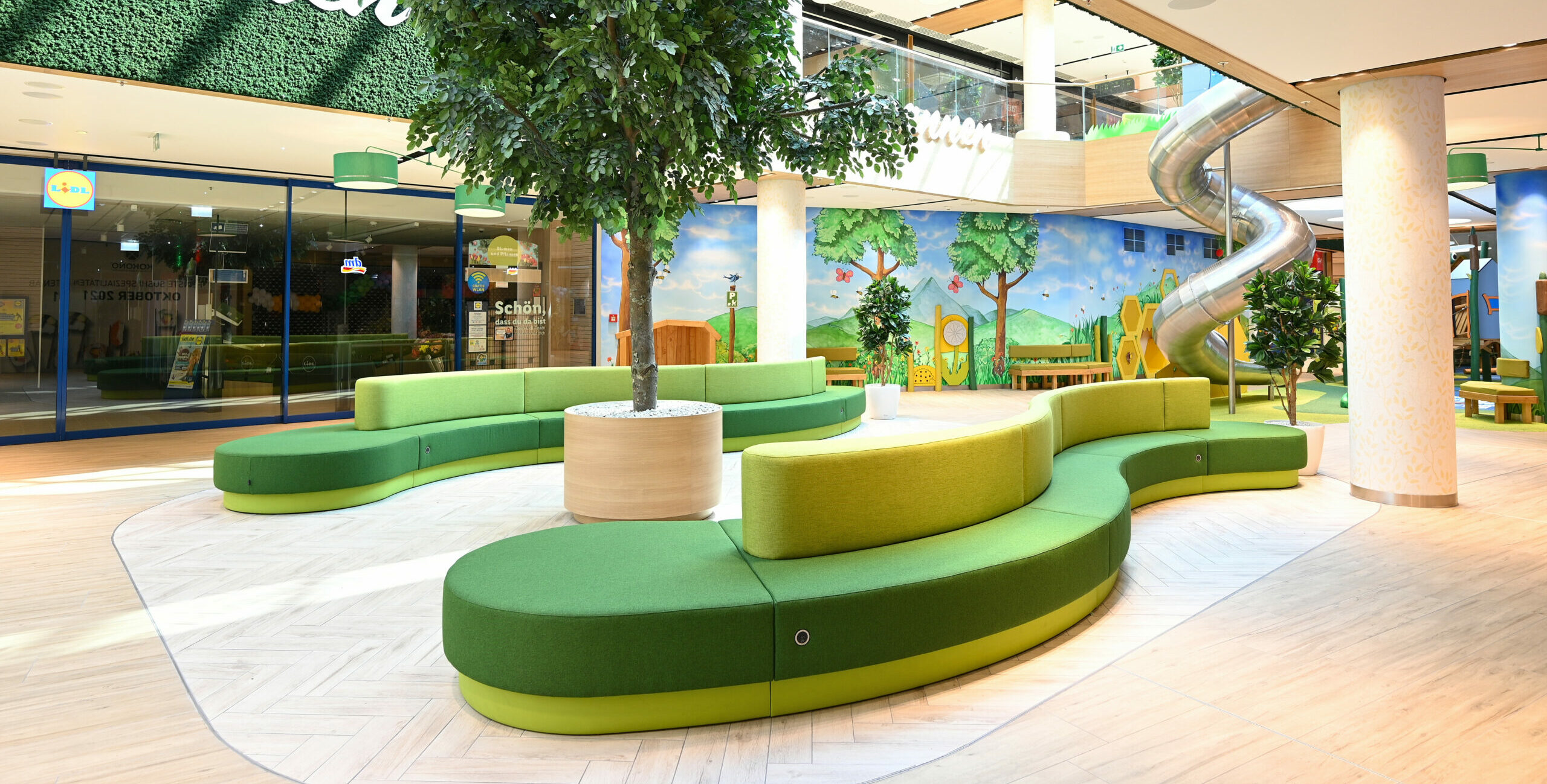 Sitzmöbel für das Shopping-Center Flair in Fürth
