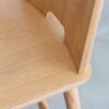 Barhocker "Simple" - aus Eschenholz – Eleganz für Hotel & Gastronomie 18 holzbarhocker simple holzsitz detail 1
