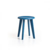 Robuster Holzhocker "Sally" mit 45 cm Höhe für Hotel und Gastronomie 12 sally holzhocker 45cm blu hotel gastronomie 2