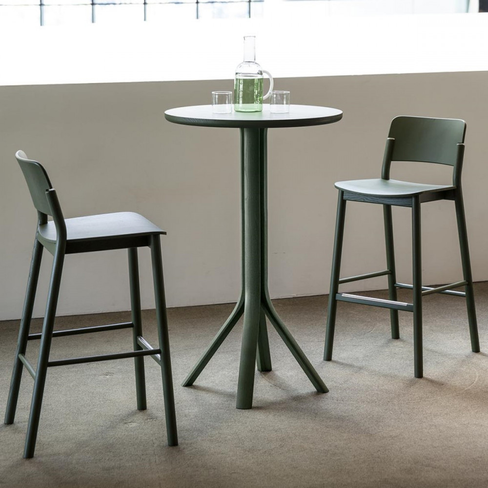 Massivholz-Barhocker Spark – Komfort & Stil für Gastronomie und Hotels 9 Massivholz-Barhocker Spark – Komfort & Stil für Gastronomie und Hotels – Bild 10